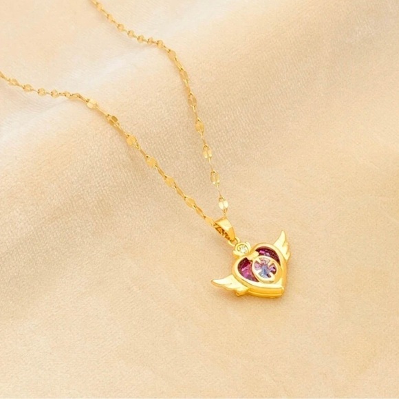 18K Gold Plated Sailor Moon Crisis Moon Compact Pendant Necklace - Picture 5 of 7